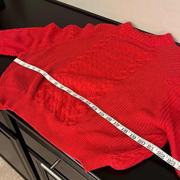 EntireWorld Organic Cotton Cableknit red pullover sweater, slouchy, size Small - Picture 2 of 8